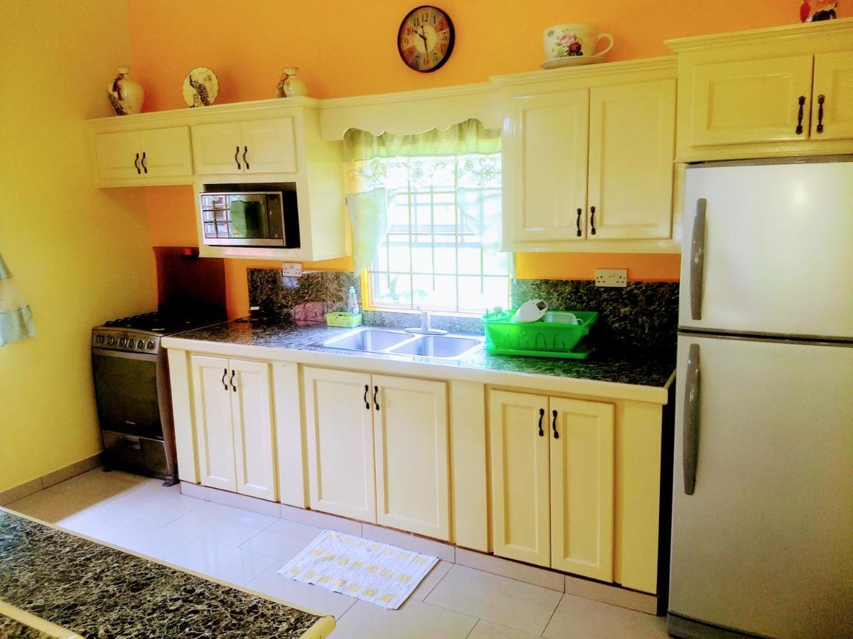 Bencastle Villa Gros Islet Bagian luar foto